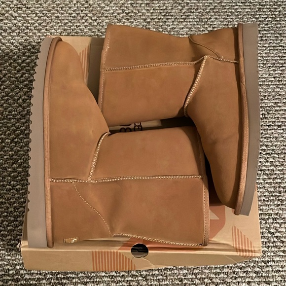 Koolaburra by Ugg Koola Short Boot - Picture 1 of 7